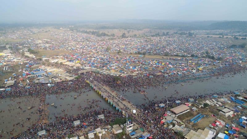 sammakka sarakka jatara: saralamma reaches medaram from kannepalli