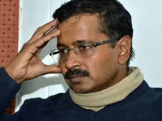 Kejriwal caught in 'Hindu-Muslim' video before voting, Election Commission sent notice