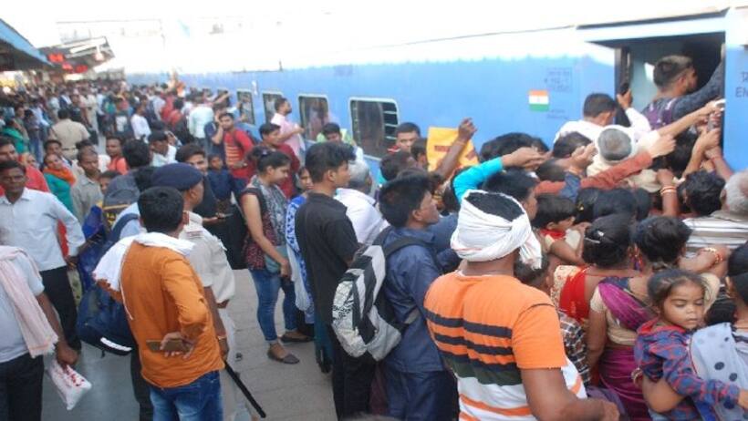 Railway ने यात्रियों को किया सतर्क, कहा  'बिना टिकट ना करें यात्रा, रेलवे ने 103 करोड़ रुपए वसूला है फाइन'