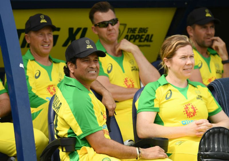 Bush fire Cricket Bash Ponting XI won by 1 run against Gilchrist XI