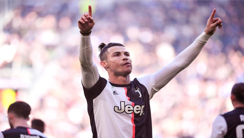 Footballer Cristiano Ronaldo and Juventus squad give up 100 million Dollar in wages amid coronavirus outbreak