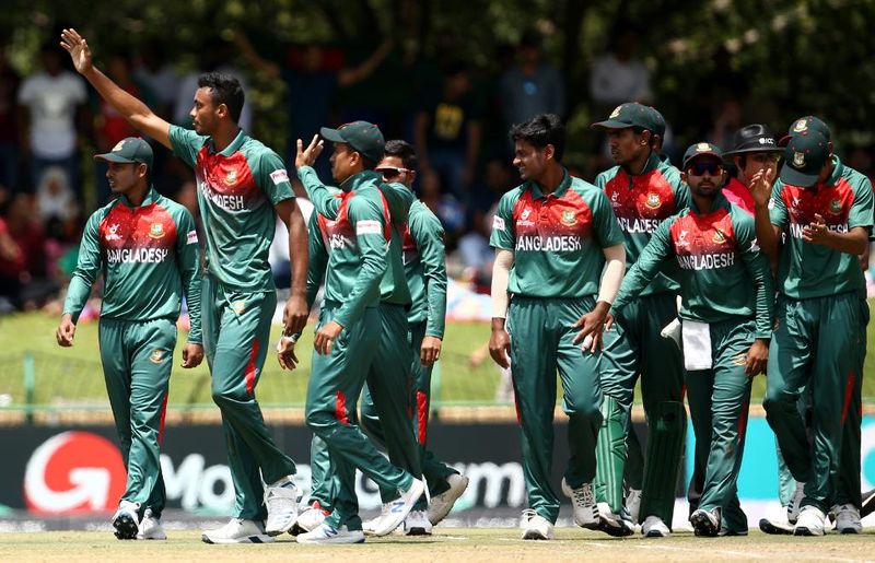 Bangaldesh lift Under 19 world cup troph first time after beat India in Final