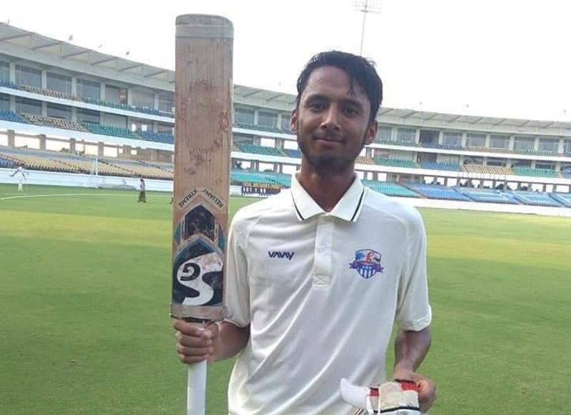 Cancer survivor Kamal singh hit century against Maharashtra in Ranji trophy