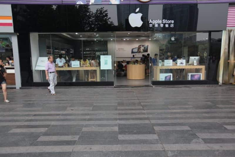 apple company china in trouble due to coronavirus