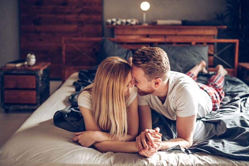 Boring sex life? 5 foods to improve your stamina in bed - bsb