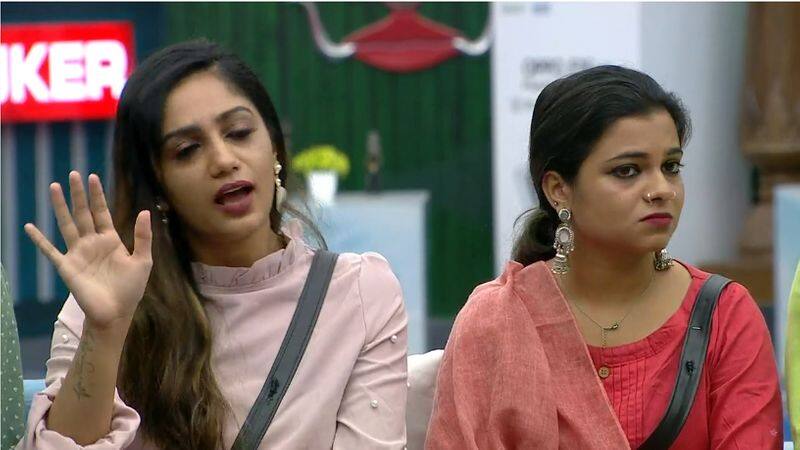 fukru and arya apologised  to rajith kumar in different incidents happened inside the bigg boss hose last week