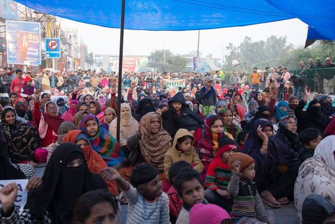 শাহিনবাগ প্রতিবাদস্থলে প্রকাশ্যেই যৌনতা, ভাইরাল হওয়া ভিডিও কি জাল না সত্যি