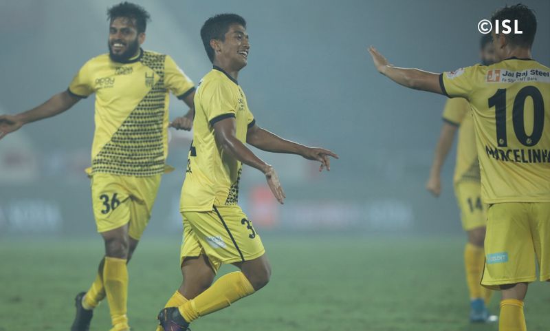 Hyderabad fc beat north east united fc by 5-0 goals