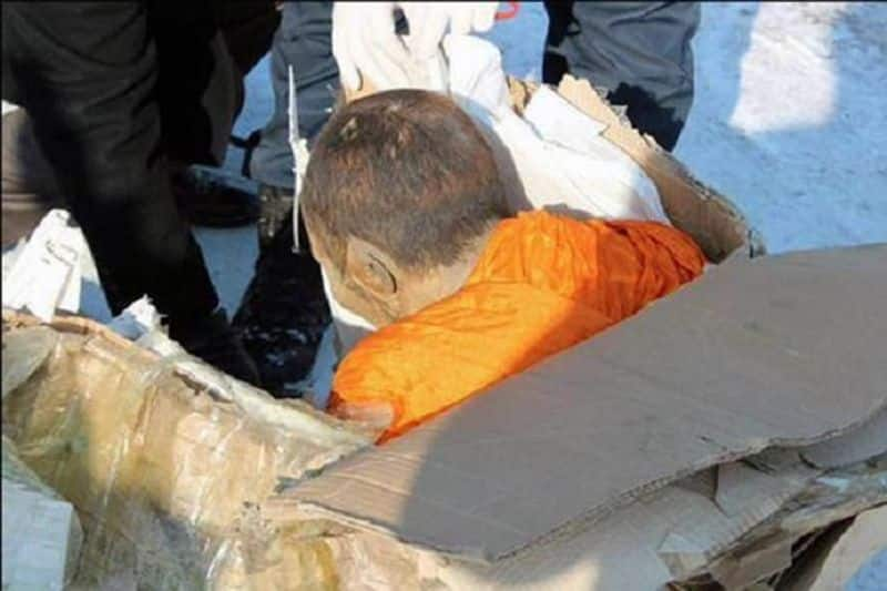 Fact check of 200 years old mummified monk still alive when he was found