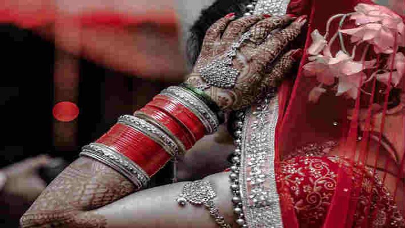 Marriage Shocker Father elope with son would be mother in law in Uttar Pradesh ckm