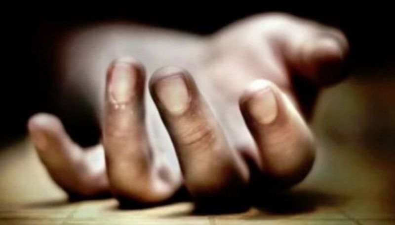 Woman kills daughter kills herself in Mysore