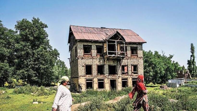 भाजपा नेता ने कहा- कश्मीर से विस्थापित लोग लौटेंगे घर , सरकार इस दिशा में कर रही काम
