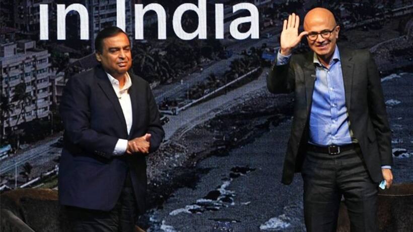 ट्रम्प की यात्रा, भारत की अर्थव्यवस्था और जियो के डाटा तक, मुकेश अंबानी संग नाडेला की हुई ये बातचीत
