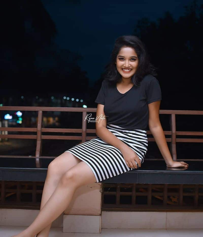 Anikha Surendran Latest Photo Shoot going Viral