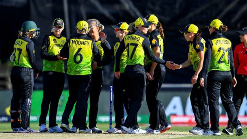 ICC Women's T20 World cup Australia qualify for semi finals after beat New Zealand