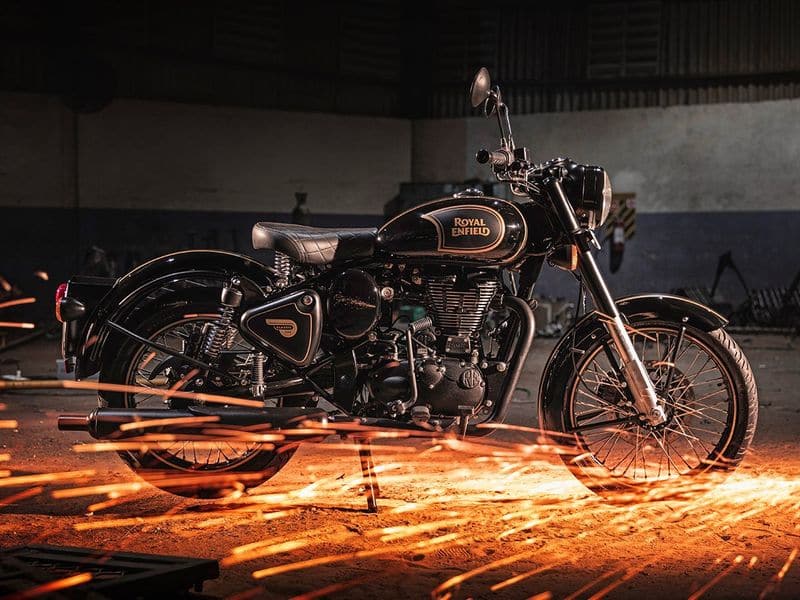 Diwali Festival offers bring new Royal Enfield Classic 350 for rs 11000 with easy loan and low EMI option ckm