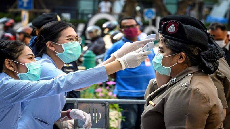 Coronavirus death toll close to 3,000 in China, the US Vice President says death toll at 6