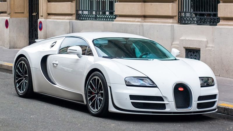 Businessman spent RS 132 crore for bugatti veyron Car registration number in Uk ckm