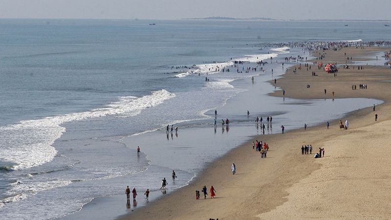 Fine to be charged on people entering beach in Mangalore