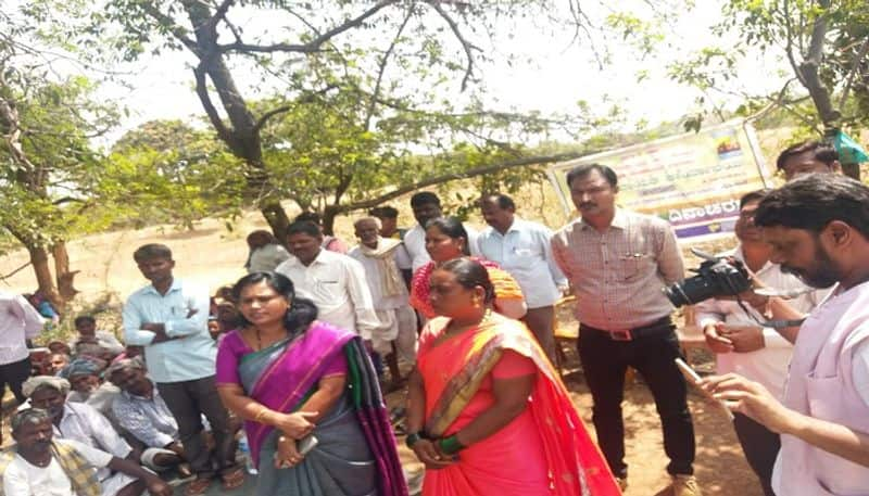 Bagalkot Zilla Panchayat CEO Gangubai Manakar Visit to Boodaghada