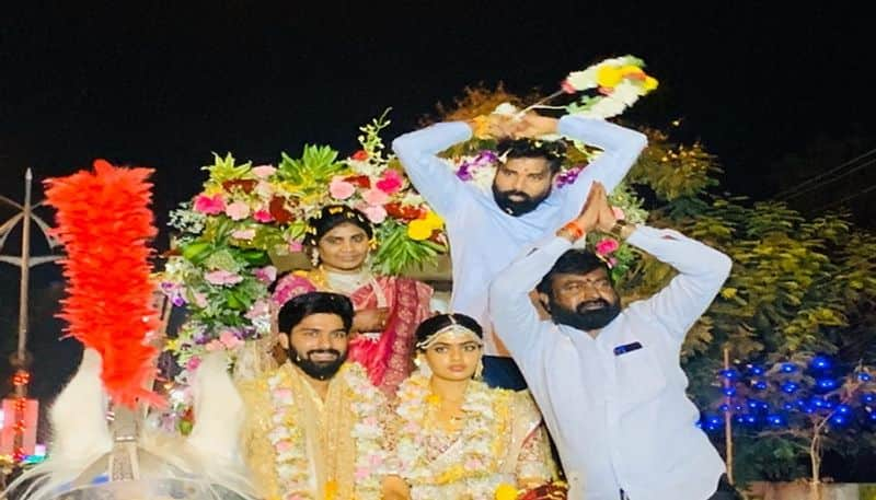 Minister B Sriramulu Daughter Wedding March Held at Ballari