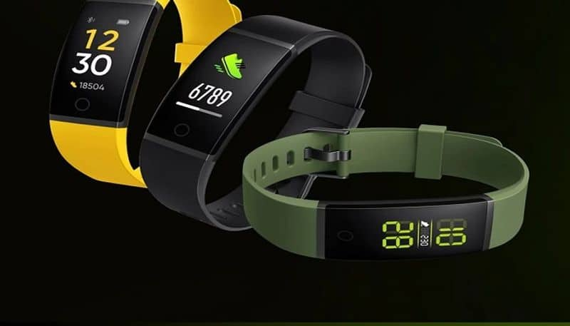 Realme Band With Colour Display, Cricket Mode Launched in India