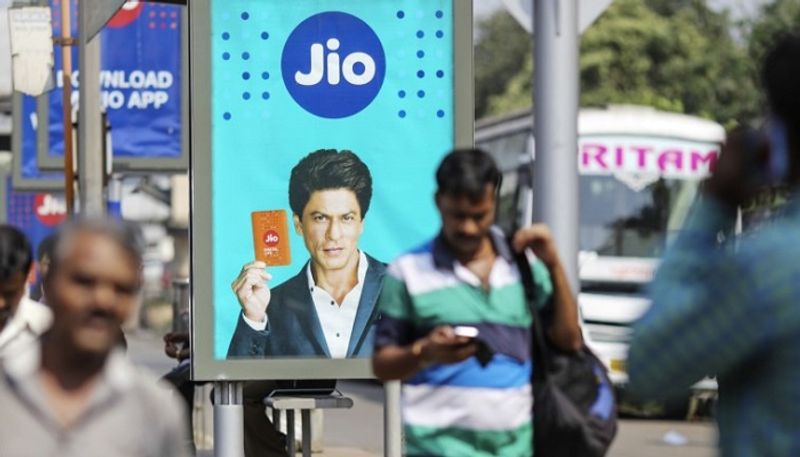 Jio brings back its Rs 4999 prepaid plan