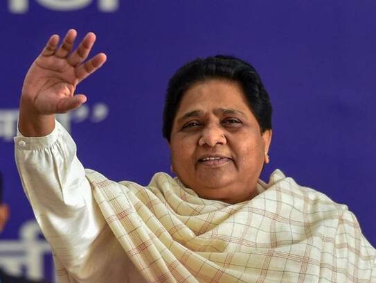 Akhilesh, Priyanka is protesting, UP government gets support of Maya, Yogi said thanks