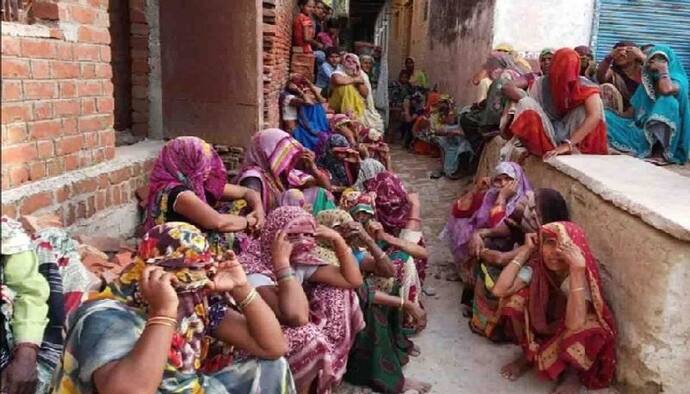 पत्नी ने जहां लगाई थी फांसी, 30 दिन बाद पति ने उसी जगह पर दे दी जान