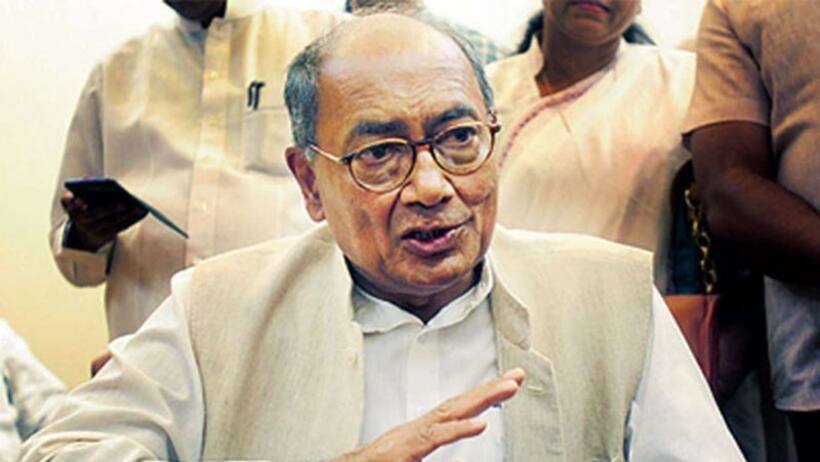 Digvijay Singh caught spreading fake news against Shivraj Singh Chouhan; FIR filed