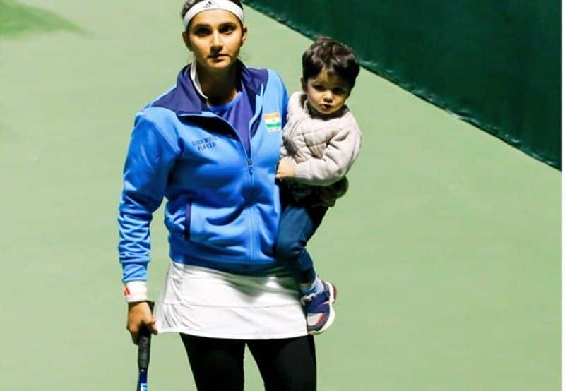 Tennis star Sania Mirza tweet with Son photo Breaks Internet