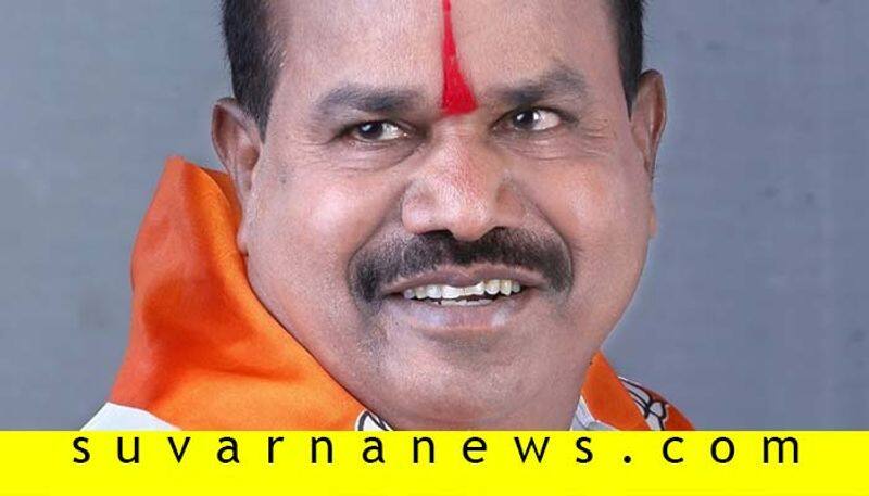 Sindagi Former MLA Ramesh Busanur Says Do not Come to My Daughter Marriage Due to Coronavirus