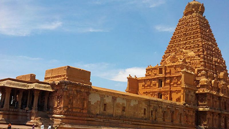 Sudden closure of the thanjai periya kovil