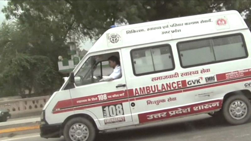 Karnataka Police sent back a patient for breaking rules in border