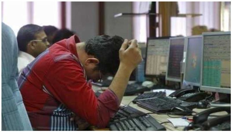 share market today :  Sensex slumps 1,100 pts, Nifty near 15,900; IT, Metals crack