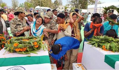 जो अब कभी घर नहीं लौटेंगे, उनका चेहरा आखिरी बार देखकर फट गई अपनों की छाती