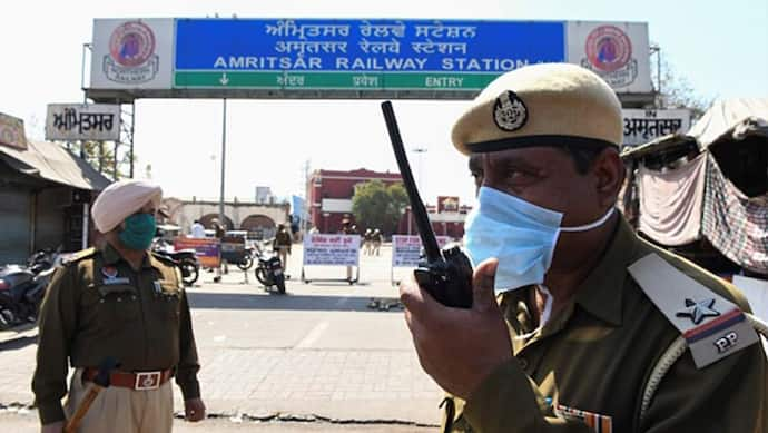 पंजाब में कोरोना : लॉकडाउन में लापरवाही दिखी तो पूरे राज्य में लगाया कर्फ्यू, एक दिन में 11 संक्रमित