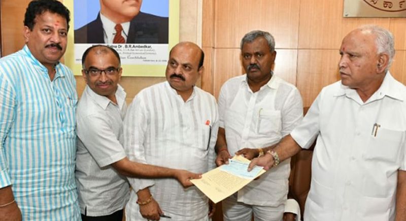 Cooperation Dept donated RS 8 crore To cm relief fund For Fight against Corona