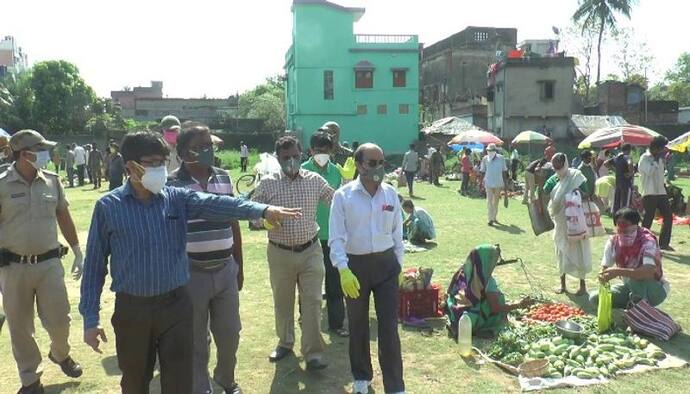 লকডাউনে ভীড় কমাতে বাজার নামল মাঠে, সবজি নিয়ে মেদিনীপুরের রাস্তায় কৃষি বিপণন দপ্তর