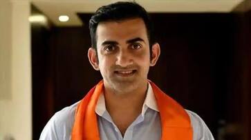 Coronavirus pandemic Gautam Gambhir exposes Arvind Kejriwals hypocrisy over providing PPEs