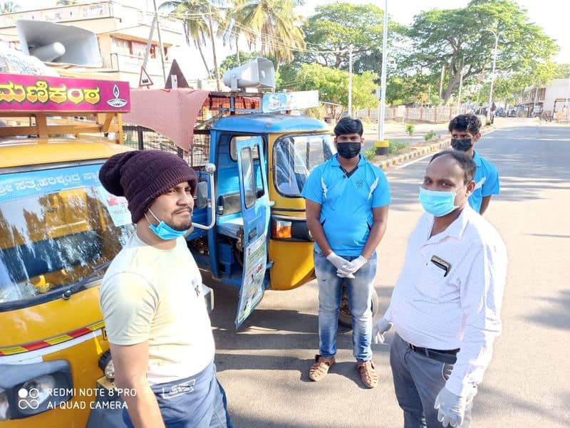 Olle Huduga  Pratham helping needy during Covid19 breakdown