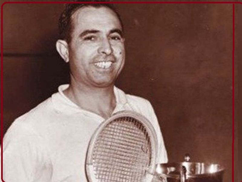 Pakistan legend squash player azam khan dies of coronavirus