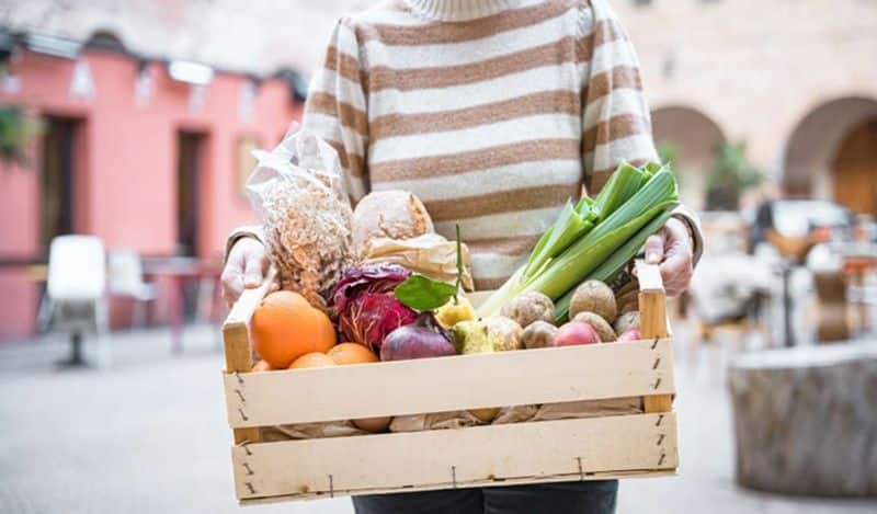 Coronavirus: California Woman Arrested For Licking $1,800 Worth Groceries