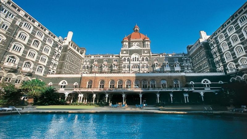 coronavirus: six employees in Mumbai taj hotel tests positive