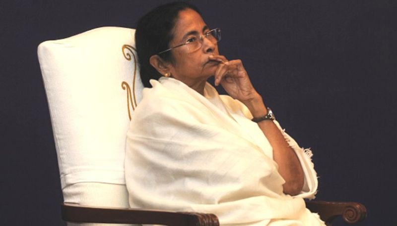 West Bengal CM Mamata Banerjee directs North Bengal administration to resolve all complaints -dbr