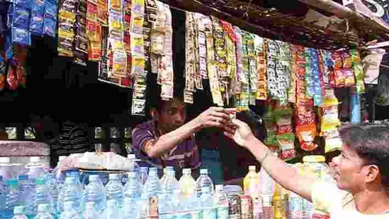 Gutkha Price Rise Due to Lockdown Rumour at Shorapur in Yadgir grg