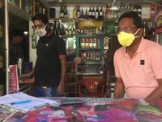 The central government issued new lockdown guidelines, but the news of alcohol addicts is not good
