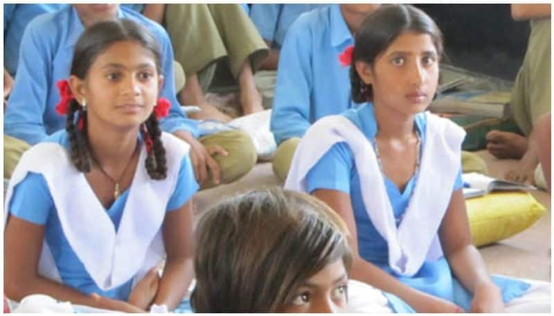 Lock down closes schools, buses, and shops, rajasthani girls struggle to find sanitary napkins