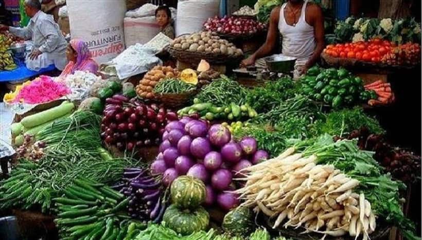 రూ.3 వేల బాకీ కట్టలేదని.. కూరగాయల వ్యాపారిని చితకబాది, నగ్నంగా ఊరేగించిన దుండగులు.. వీడియో వైరల్