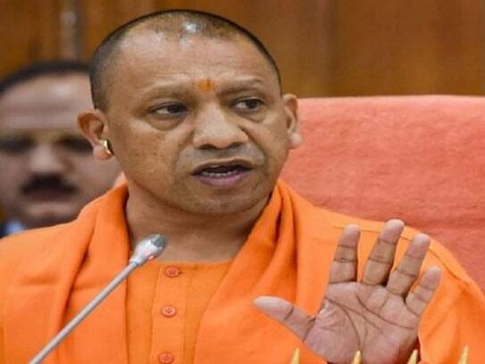 Yogi said that Uddhav Thackeray government should take strict action against the killers of sadhus